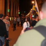 "Indagini avviate a Milano per aggressione antisemita contro un turista, focus su odio razziale."