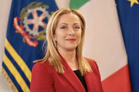 Vacanze meloniane sotto il sole