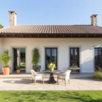 "Monica Setta nella sua casa da sogno nei Parioli, un esempio di mix di stili e dettagli curati."