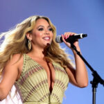 "Immagine di Beyoncé che annuncia il suo terzo album, un'innovativa fusione di rock, pop e country."