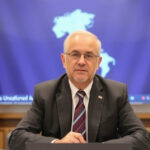 "Mirko Bilò si ricandida in Regione con Forza Italia, focalizzandosi su sanità e infrastrutture."