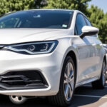 "Locauto Young: noleggio auto per neopatentati in Italia, scopri come funziona il servizio."