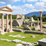 "Visitatori al Parco archeologico di Ercolano durante Ferragosto 2025"