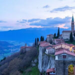 "Valbelluna: crescita del turismo nei primi sei mesi del 2025 con aumento di arrivi e spesa"