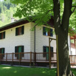 "Villa Eden a Merano: rifugio di benessere per viaggiatori solitari in cerca di tranquillità."