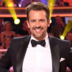 "Fabio Canino esprime il suo desiderio di evitare pregiudizi prima del debutto di Ballando con le stelle."