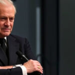 "Testamento di Giorgio Armani: eredità e disposizioni legali del celebre stilista."