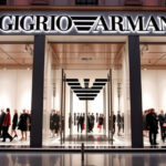 "Ultimo saluto a Giorgio Armani a Rivalta, icona della moda italiana."