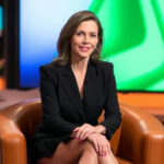 "Francesca Fialdini, conduttrice televisiva italiana con un solido percorso accademico e un forte impegno nel panorama televisivo."
