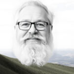 "Immagine di Gerry Scotti che annuncia il suo ritiro da Tu si Que Vales, spiegando le motivazioni personali dietro la scelta."