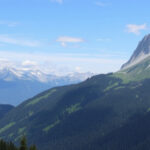 "Sciare a febbraio: migliori mete convenienti nelle Alpi di Italia, Austria e Slovenia"