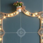 "Metodi innovativi per appendere quadri senza chiodi e decorare le pareti"