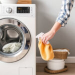 "Trucco delle due porte per una lavatrice pulita e fresca"
