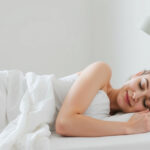 ALT: "Saponetta sotto le lenzuola per un sonno profondo e sereno"