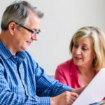 ALT: "Guida al pensionamento anticipato per lavoratori pre-1996: istruzioni per la richiesta al CAF."